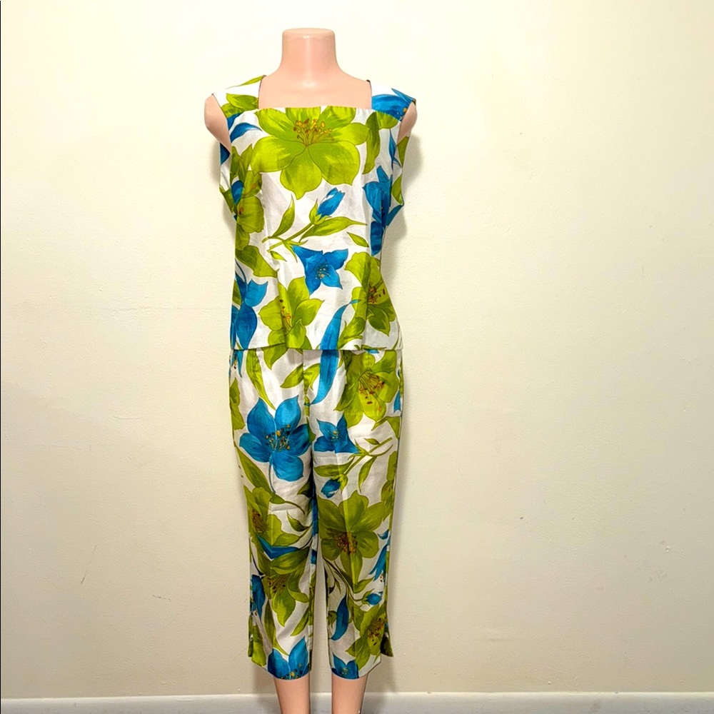 Sag Harbor Dress Petite Vintage Floral Sleeveless shirt set woman size 12 petite